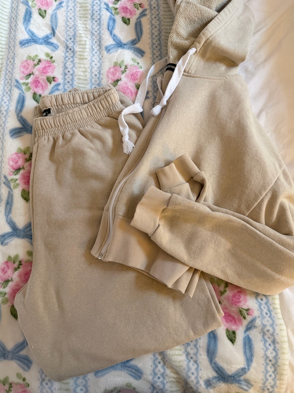 PrettyLittleThing Beige Hoodie & Joggers Co-Ord Set
